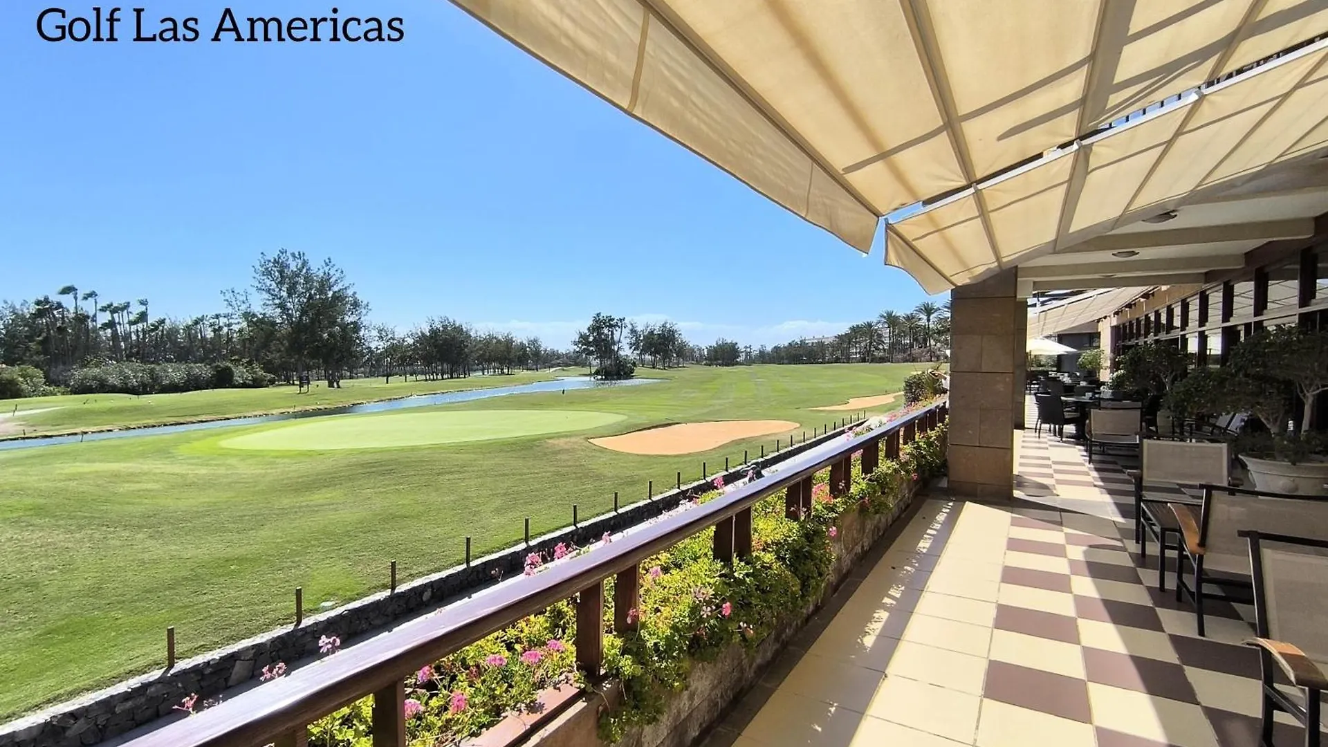 Beautiful Villa - 4 Bedrooms, Heated Pool, 2 Priv Car Park Places, Fibre Net, Tv Channels Costa Adeje  Spain
